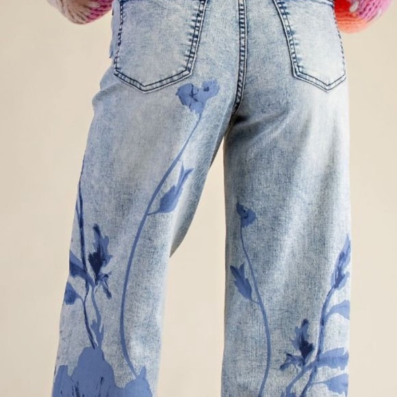 EASEL Blue Bird Patterned Women's Jeans - Picture 2 of 3